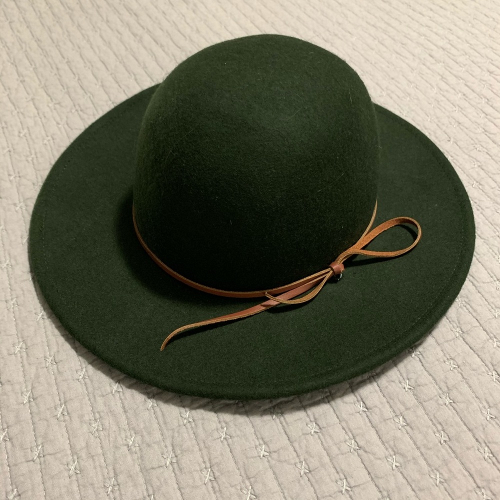 NWT Green Wool Hat